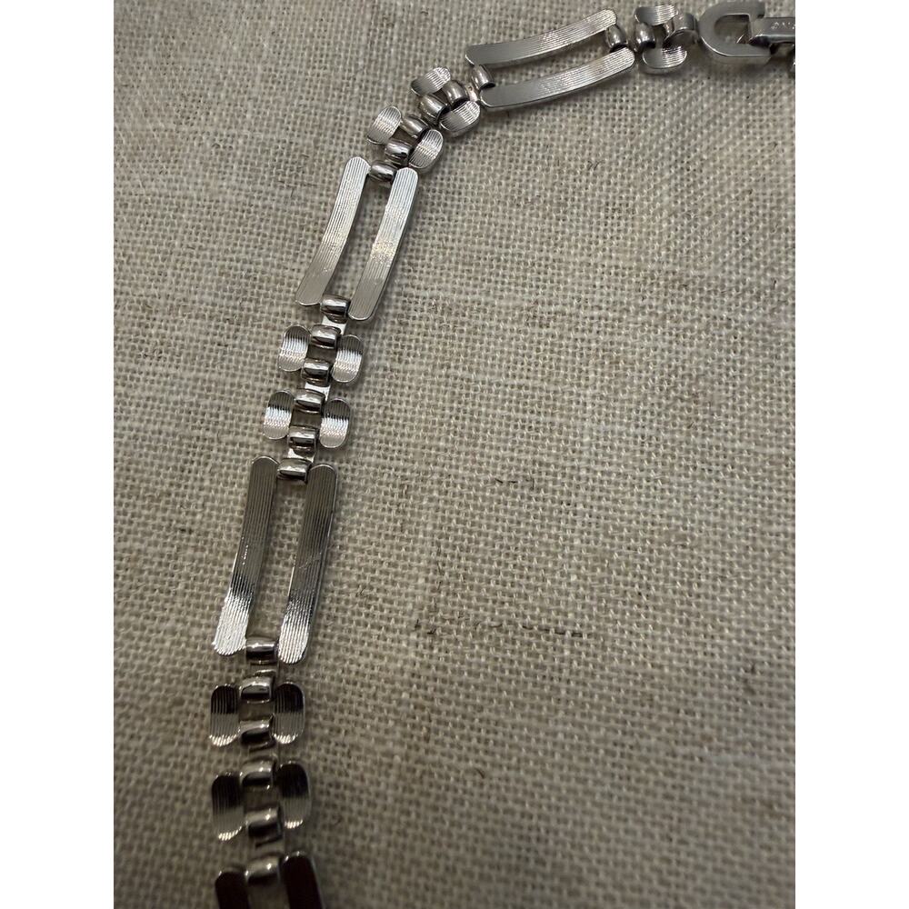 Vintage Monet Silver Tone Geometric Link Chain Necklace 16.5” Signed Classy - Picture 8 of 10